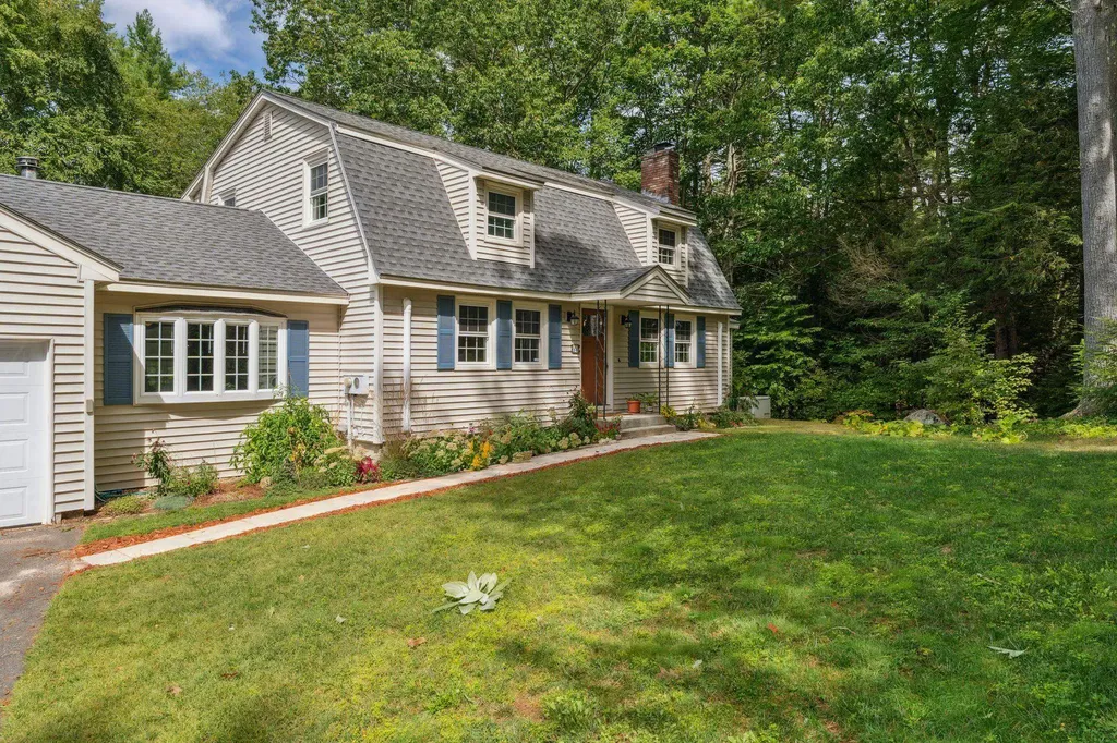 30 Beebe Lane Merrimack NH 03054