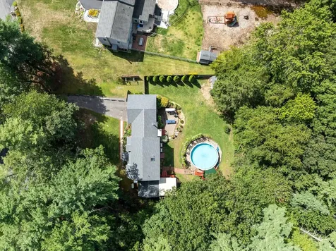 30 Beebe Lane Merrimack NH 03054