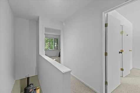 20 Greenfield Road Essex Junction VT 05452