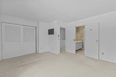 20 Greenfield Road Essex Junction VT 05452