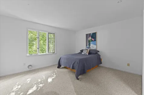 20 Greenfield Road Essex Junction VT 05452