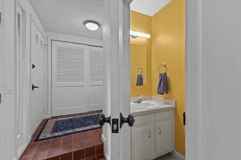 20 Greenfield Road Essex Junction VT 05452