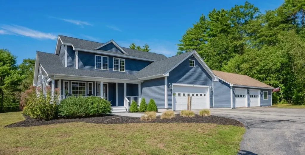 55 Paulson Road Farmington NH 03835