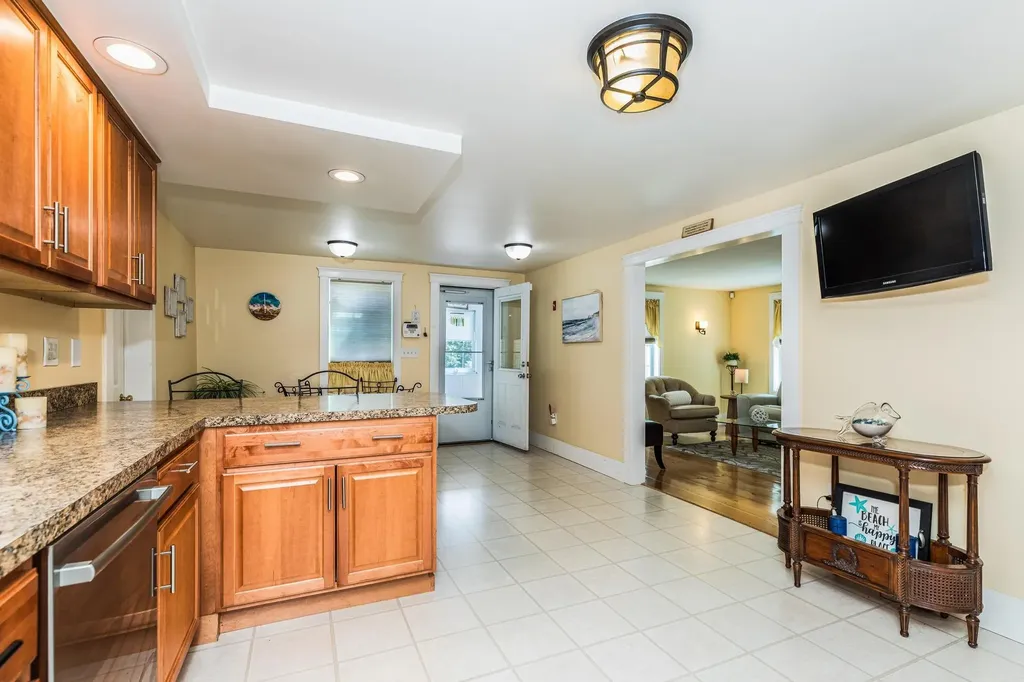 105 Brentwood Road Exeter NH 03833