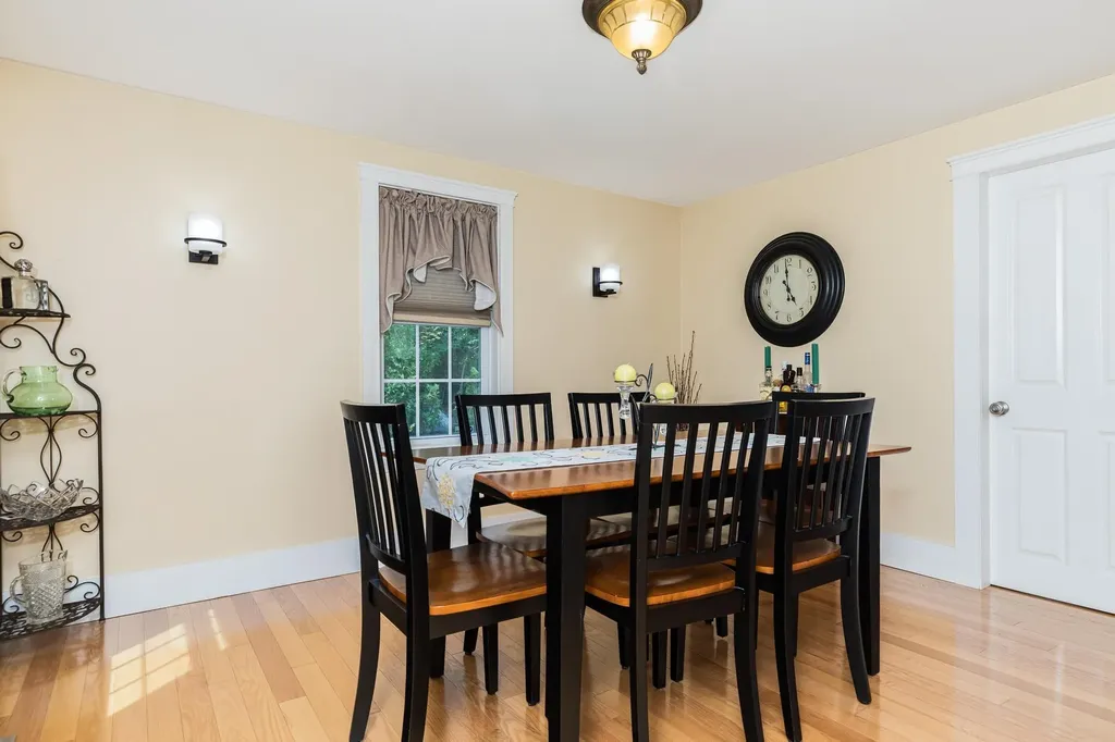 105 Brentwood Road Exeter NH 03833