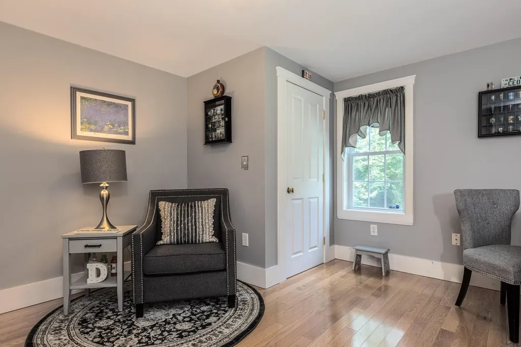 105 Brentwood Road Exeter NH 03833