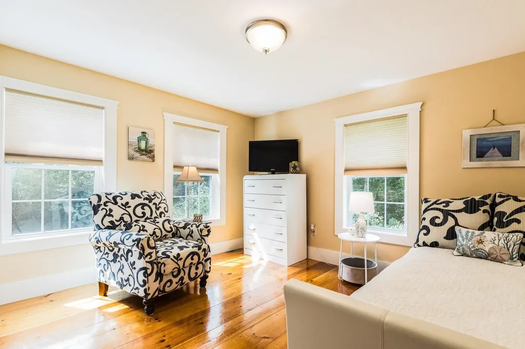 105 Brentwood Road Exeter NH 03833