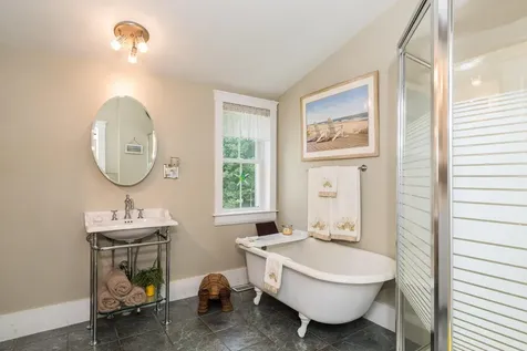 105 Brentwood Road Exeter NH 03833