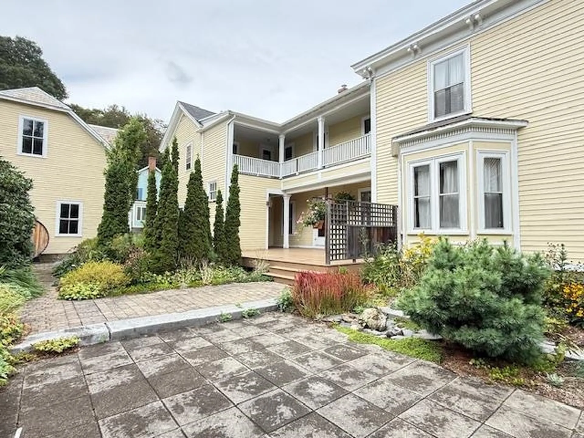 58 Oak Street Brattleboro VT 05301