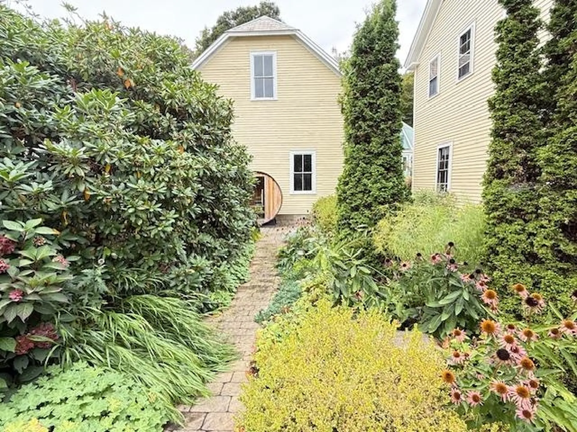 58 Oak Street Brattleboro VT 05301