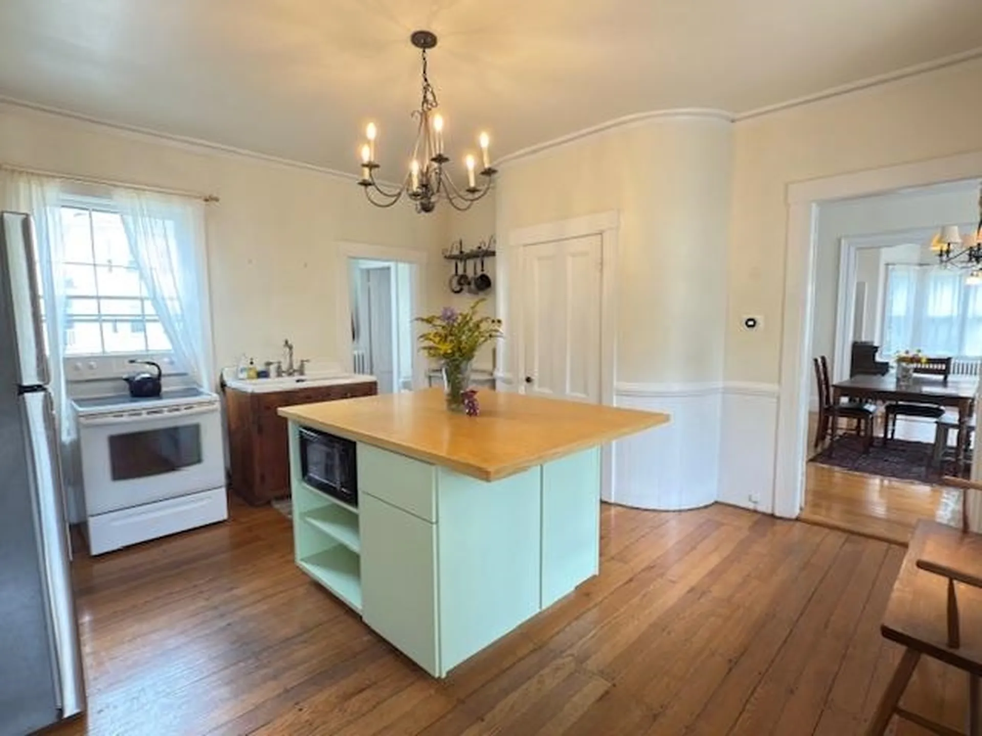 58 Oak Street Brattleboro VT 05301