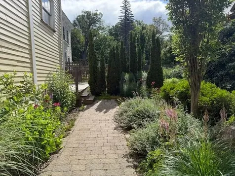 58 Oak Street Brattleboro VT 05301