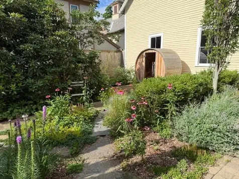 58 Oak Street Brattleboro VT 05301