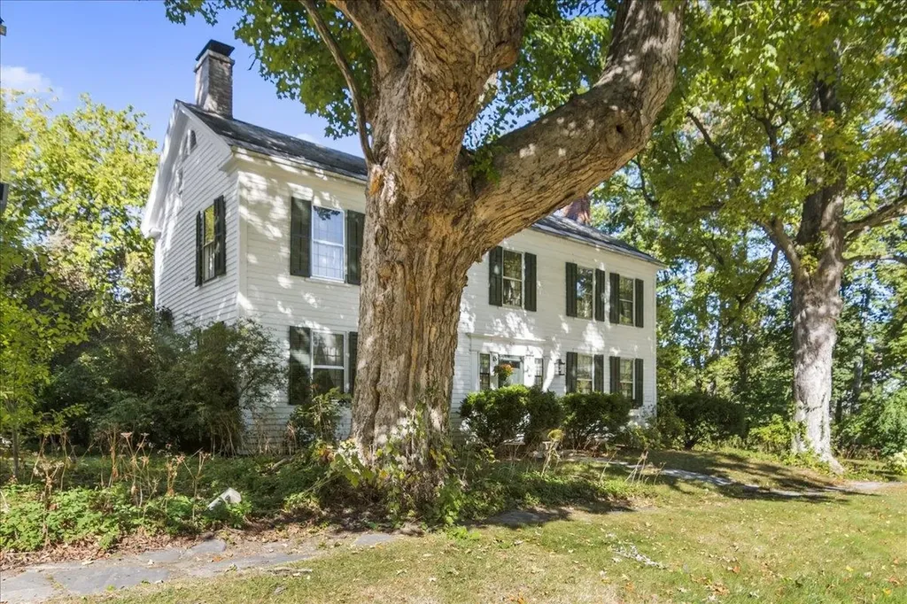 55 Monument Avenue Bennington VT 05201