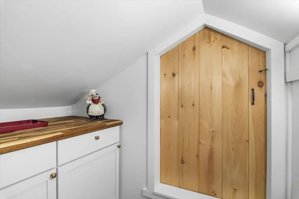 55 Monument Avenue Bennington VT 05201