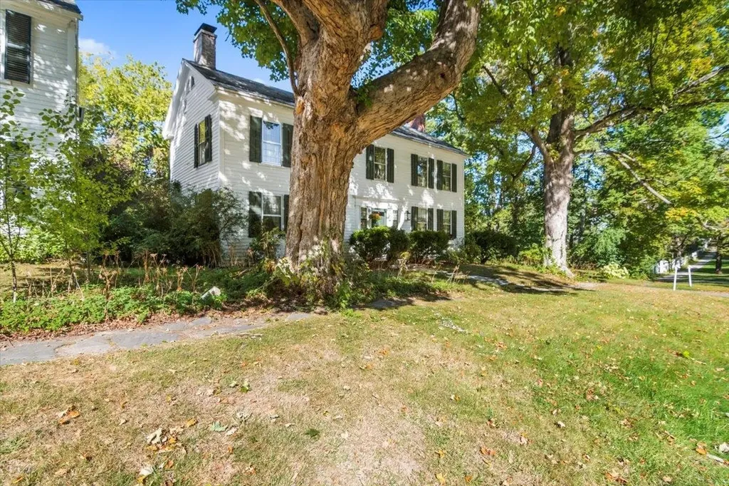 55 Monument Avenue Bennington VT 05201