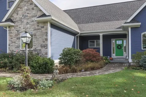 12 Stage Road Hampstead NH 03841