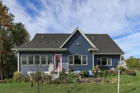 12 Stage Road Hampstead NH 03841