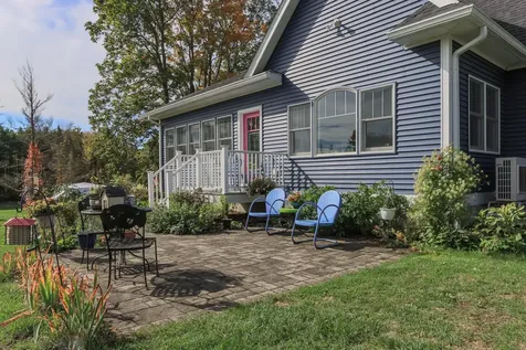 12 Stage Road Hampstead NH 03841