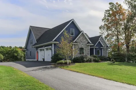 12 Stage Road Hampstead NH 03841