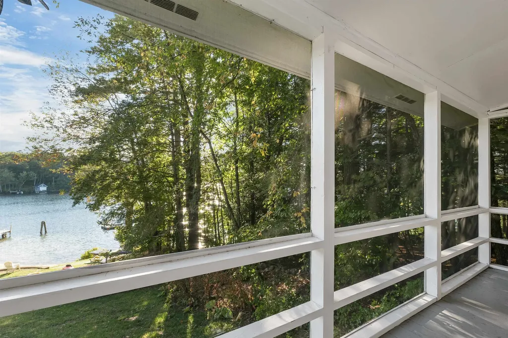 678 North Main Street Wolfeboro NH 03894