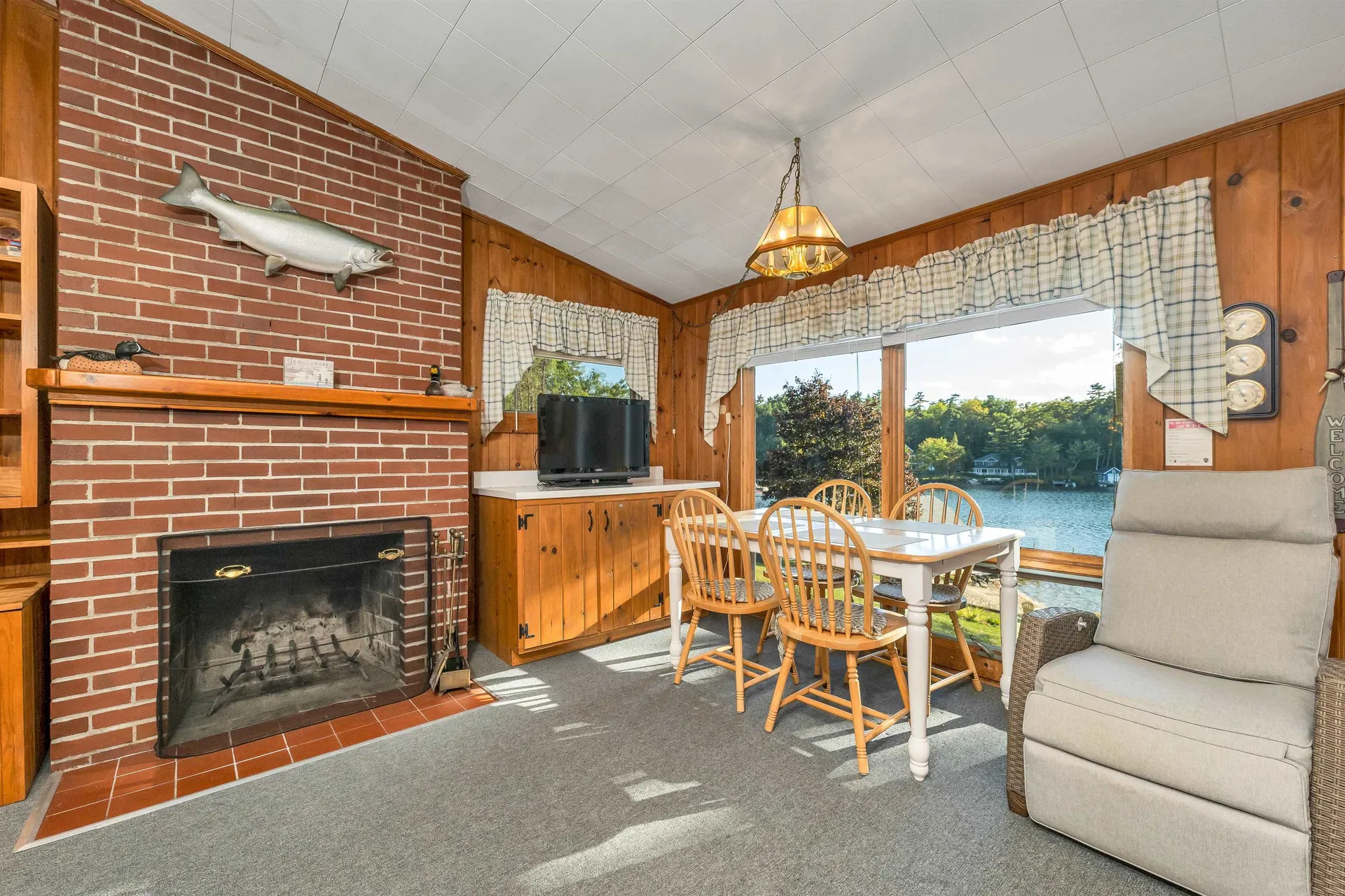 678 North Main Street Wolfeboro NH 03894