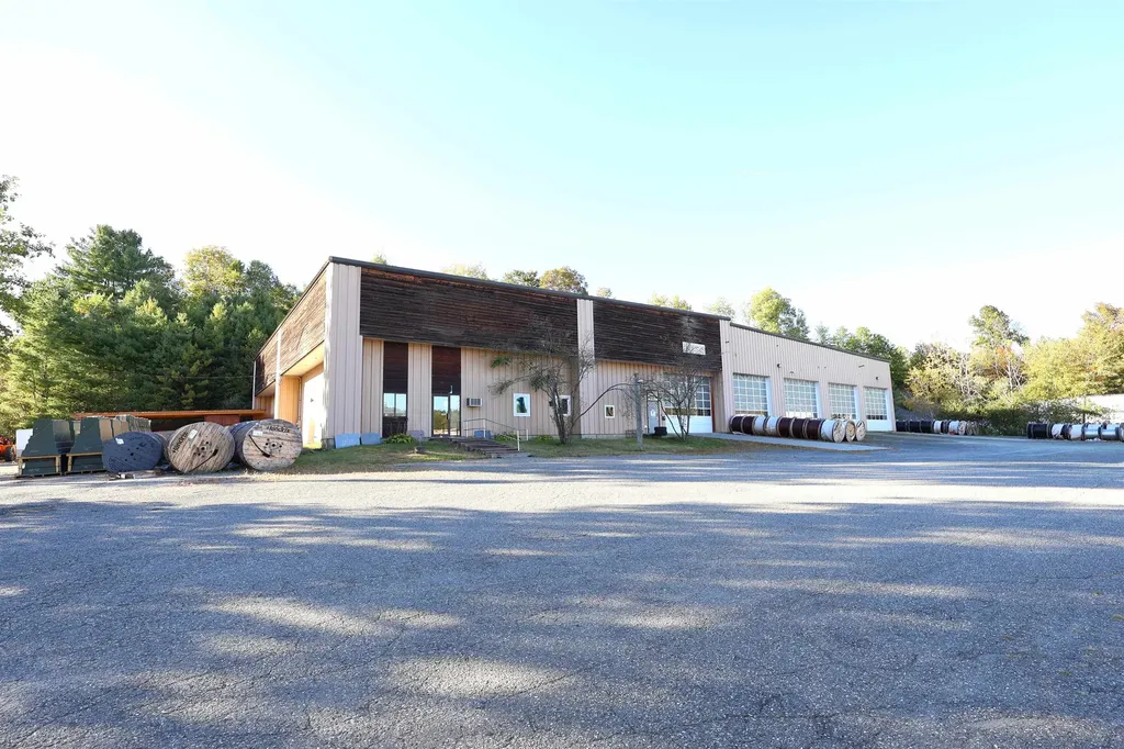 2677 Hartford Avenue Hartford VT 05001