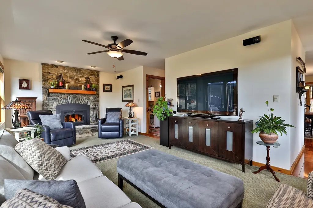 725 Flamstead Road Chester VT 05143