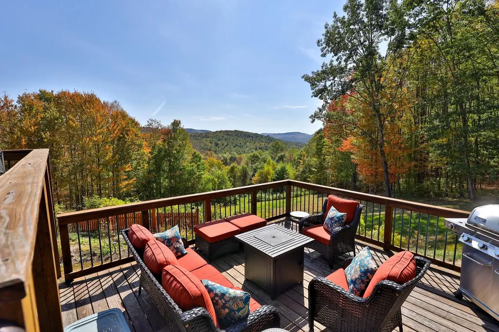 725 Flamstead Road Chester VT 05143