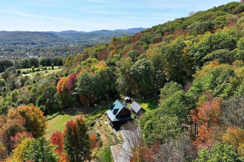 725 Flamstead Road Chester VT 05143