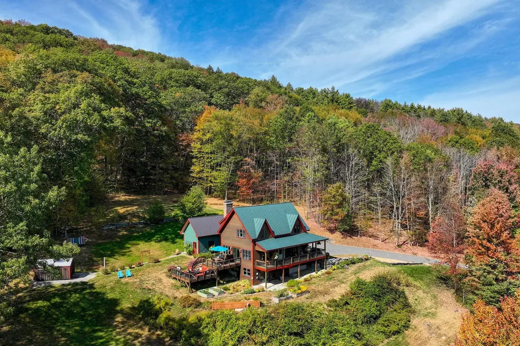 725 Flamstead Road Chester VT 05143