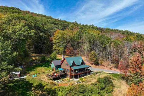 725 Flamstead Road Chester VT 05143