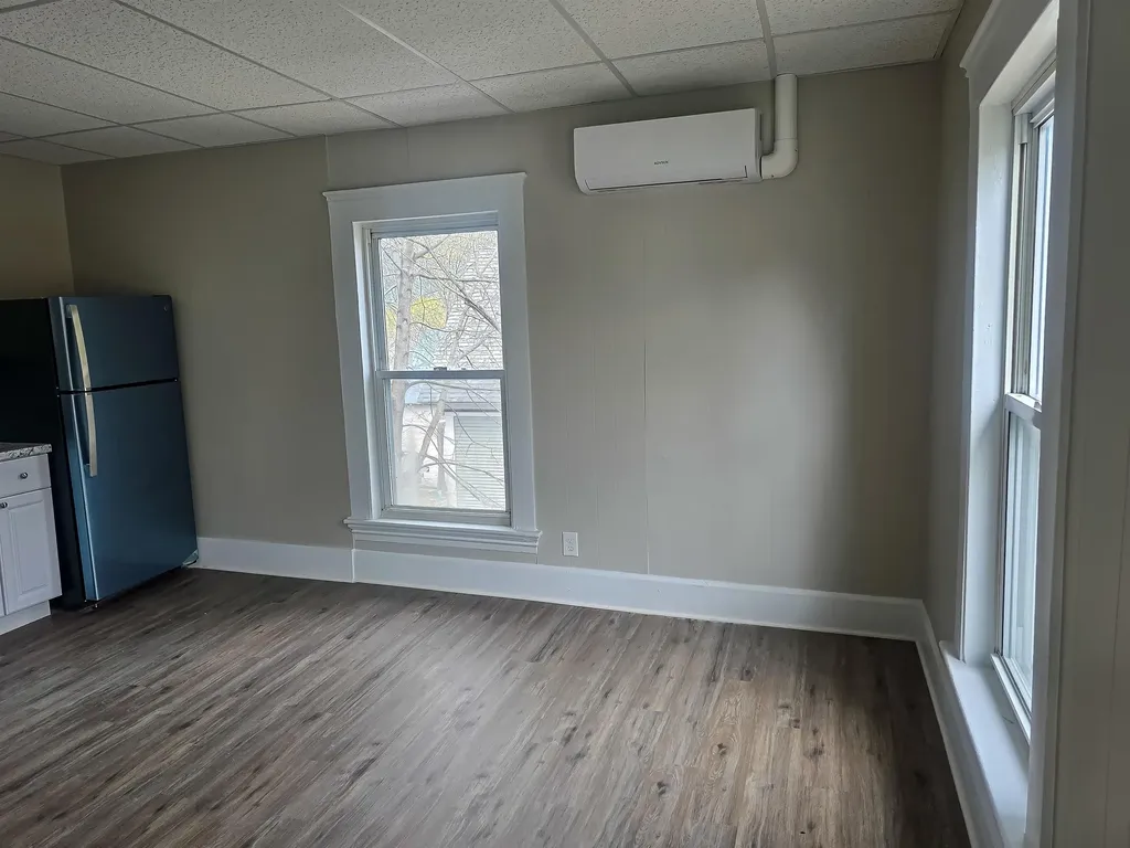 8 Union Street Claremont NH 03743