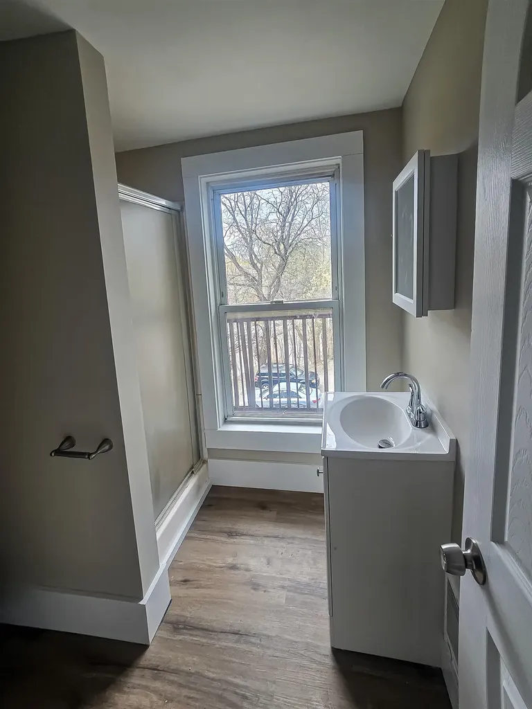 8 Union Street Claremont NH 03743