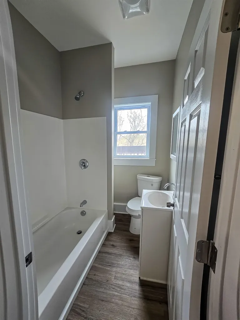 8 Union Street Claremont NH 03743