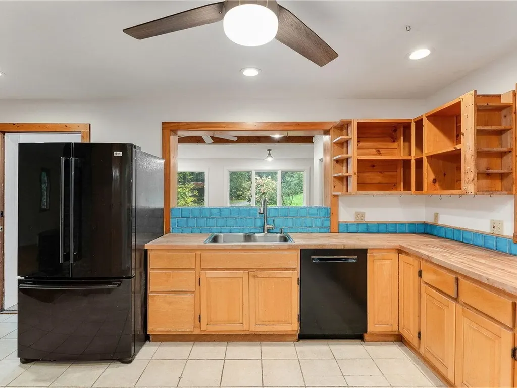 475 Pettingill Road Westford VT 05494