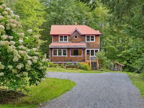 475 Pettingill Road Westford VT 05494