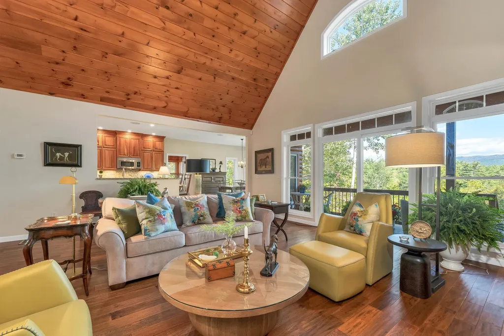 19 Abenaki Lane Moultonborough NH 03254