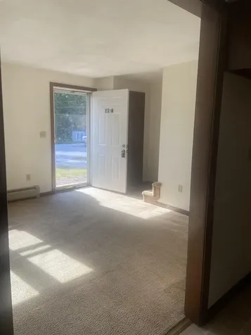 11R Susan Drive Derry NH 03083