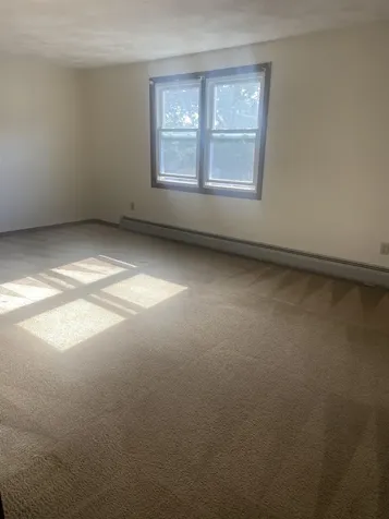 11R Susan Drive Derry NH 03083