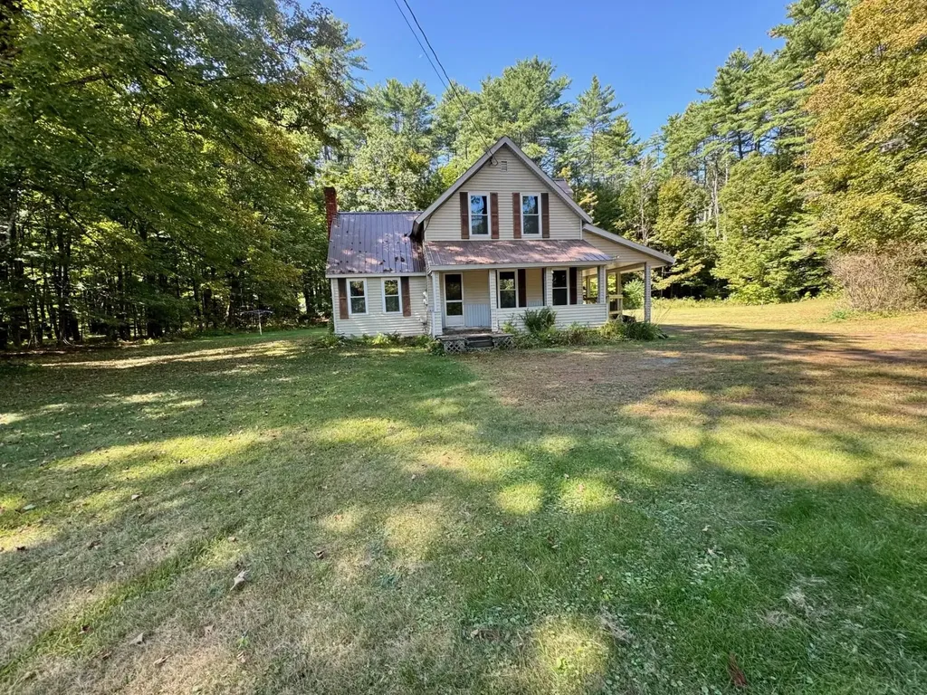 16 Nh Route 12a Cornish NH 03745