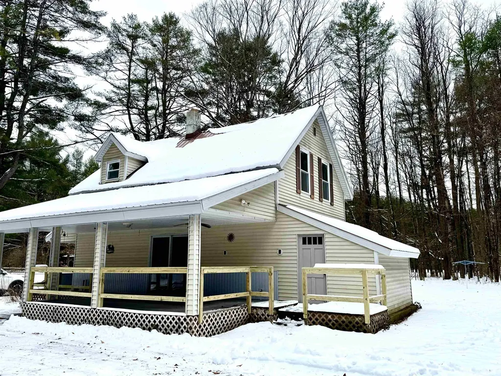 16 Nh Route 12a Cornish NH 03745