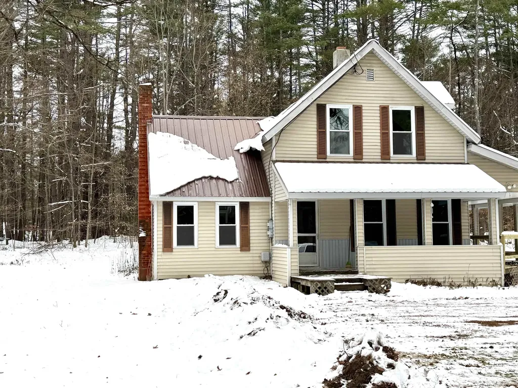 16 Nh Route 12a Cornish NH 03745