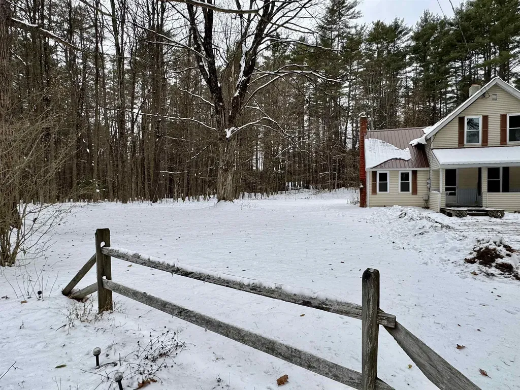 16 Nh Route 12a Cornish NH 03745