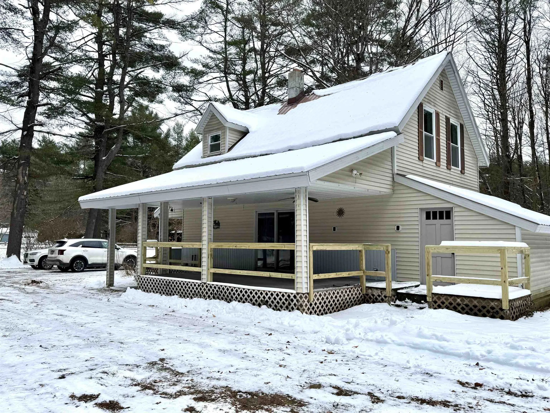 16 Nh Route 12a Cornish NH 03745