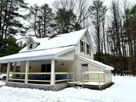 16 Nh Route 12a Cornish NH 03745