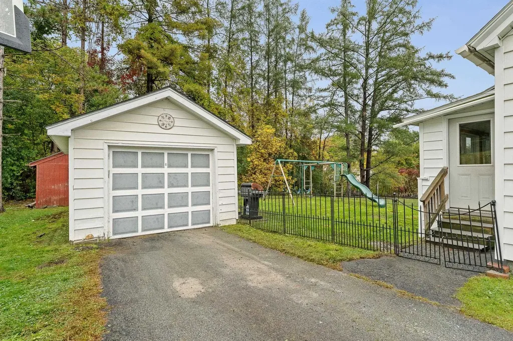 29 Richardson Road Barre Town VT 05641