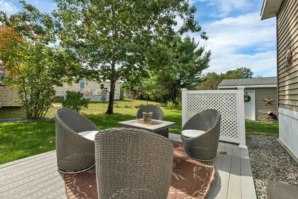 3 Slate Run North Hampton NH 03862