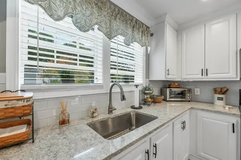 3 Slate Run North Hampton NH 03862