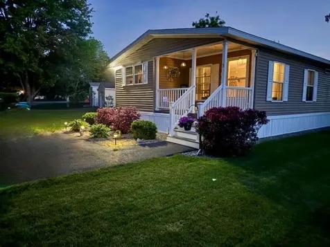 3 Slate Run North Hampton NH 03862